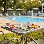 Novotel Geneve Aeroport France Hotel 4*