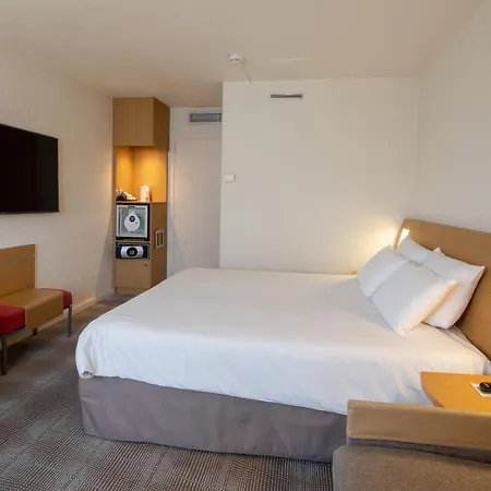 Novotel Geneve Aeroport France Hotel 4*
